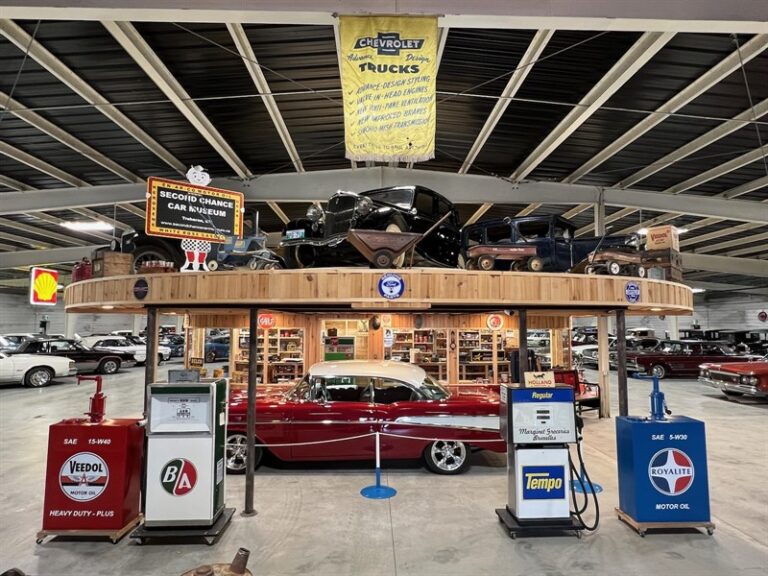 Car Museum 768x576